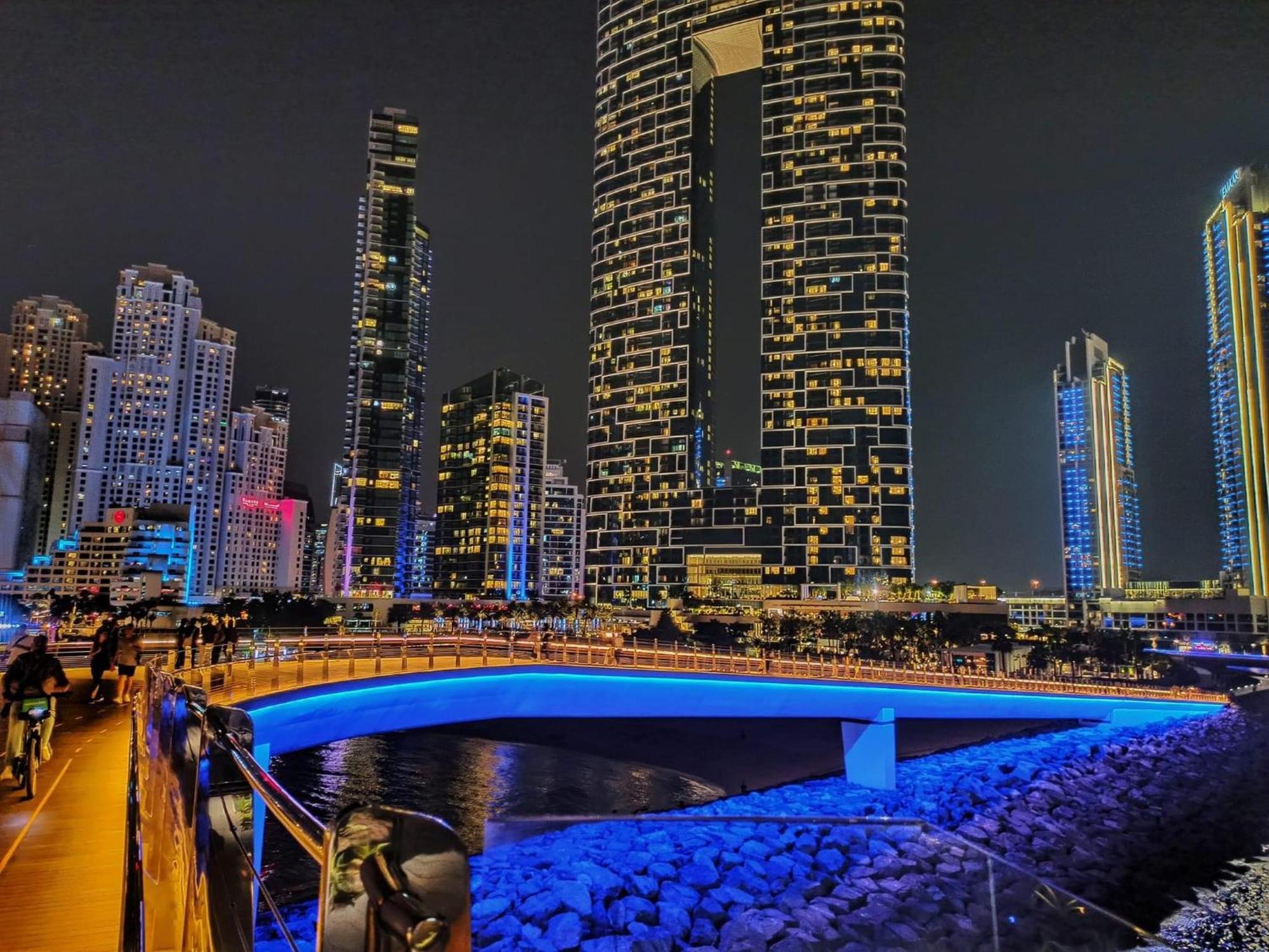 Seaview Beach Hostel Jbr - Walk To Beach - Gym - Pool - Metro Station Dubai Esterno foto