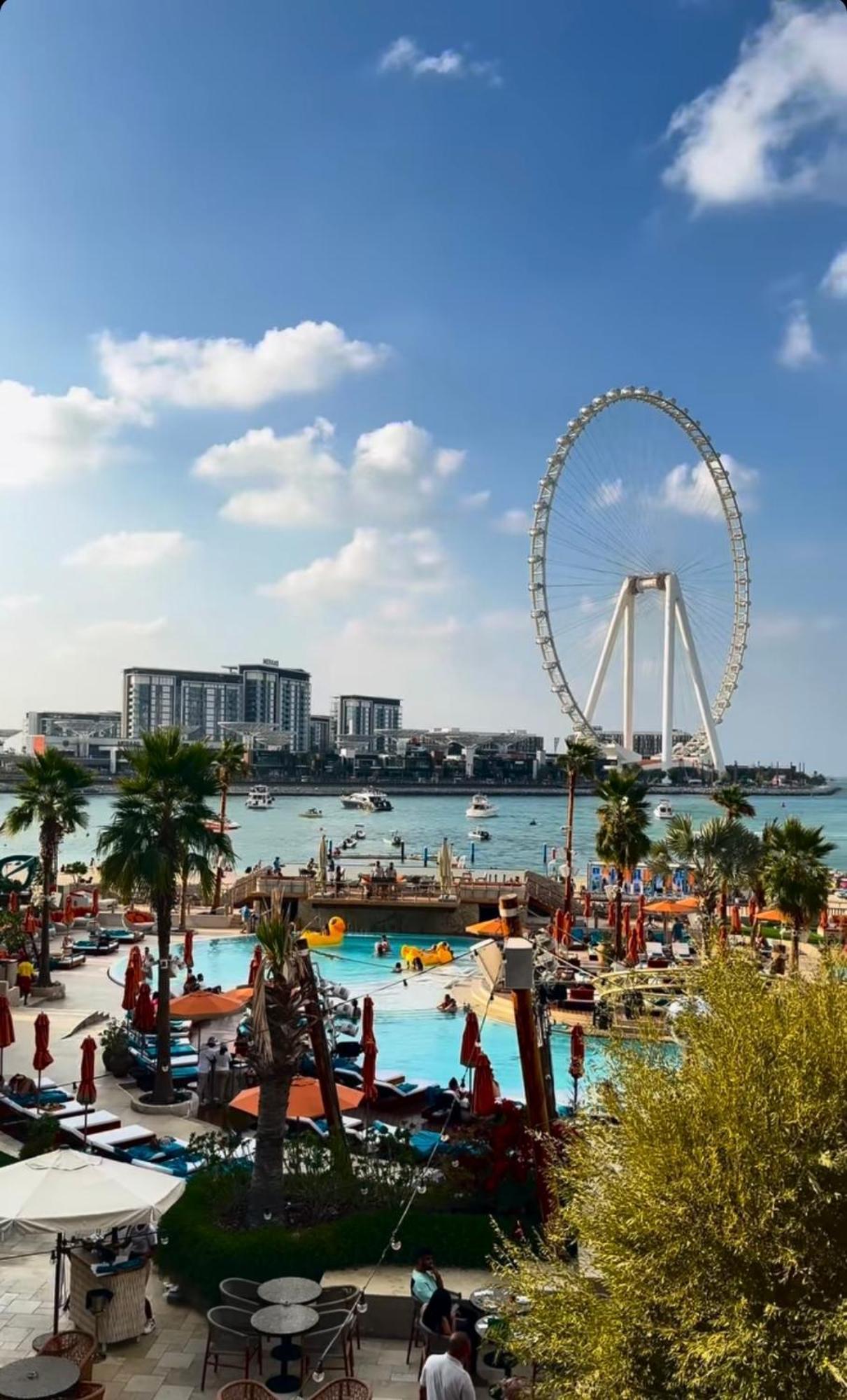 Seaview Beach Hostel Jbr - Walk To Beach - Gym - Pool - Metro Station Dubai Esterno foto