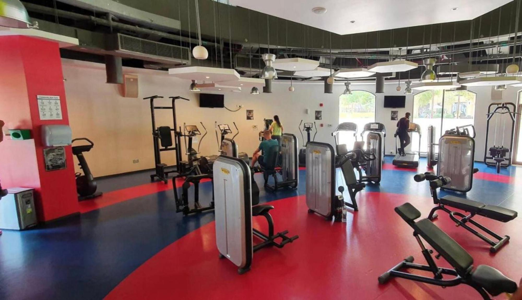 Seaview Beach Hostel Jbr - Walk To Beach - Gym - Pool - Metro Station Dubai Esterno foto